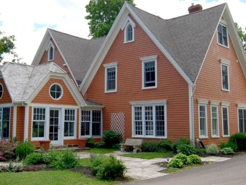 Farmhouse Inn PEI and Cottages